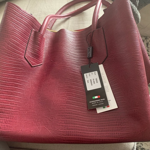 Genuine Leather Made in 🇮🇹 Handbag - Picture 3 of 7